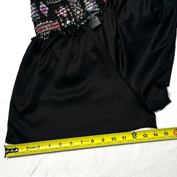 See You Monday Black and Multicolor Geometric High Waist Double Layer Shorts - Picture 7 of 8